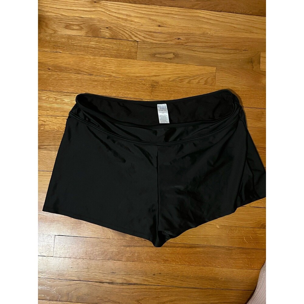 Time and Tru Women's Black Athletic Shorts Plus 1X (16W-18W) Stretch Pull-On